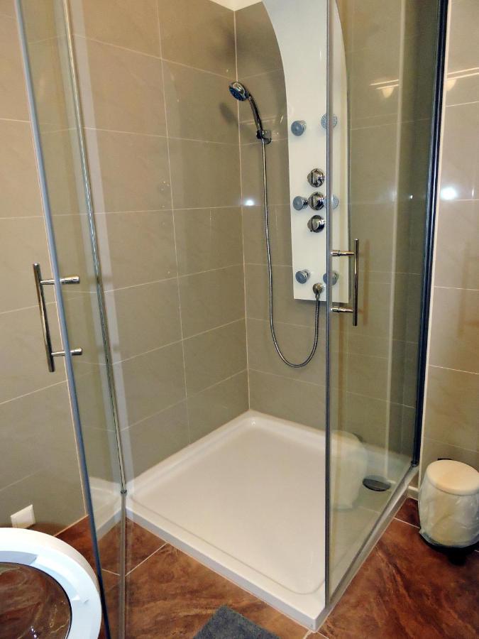 211 Amsterdam, Studio Apartment, 30M2 1-4 Pers Klagenfurt am Woerthersee Exterior foto
